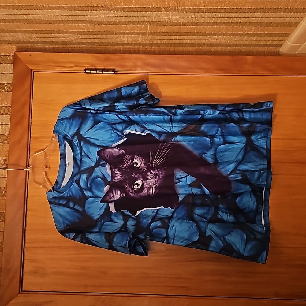 Fun black cat top